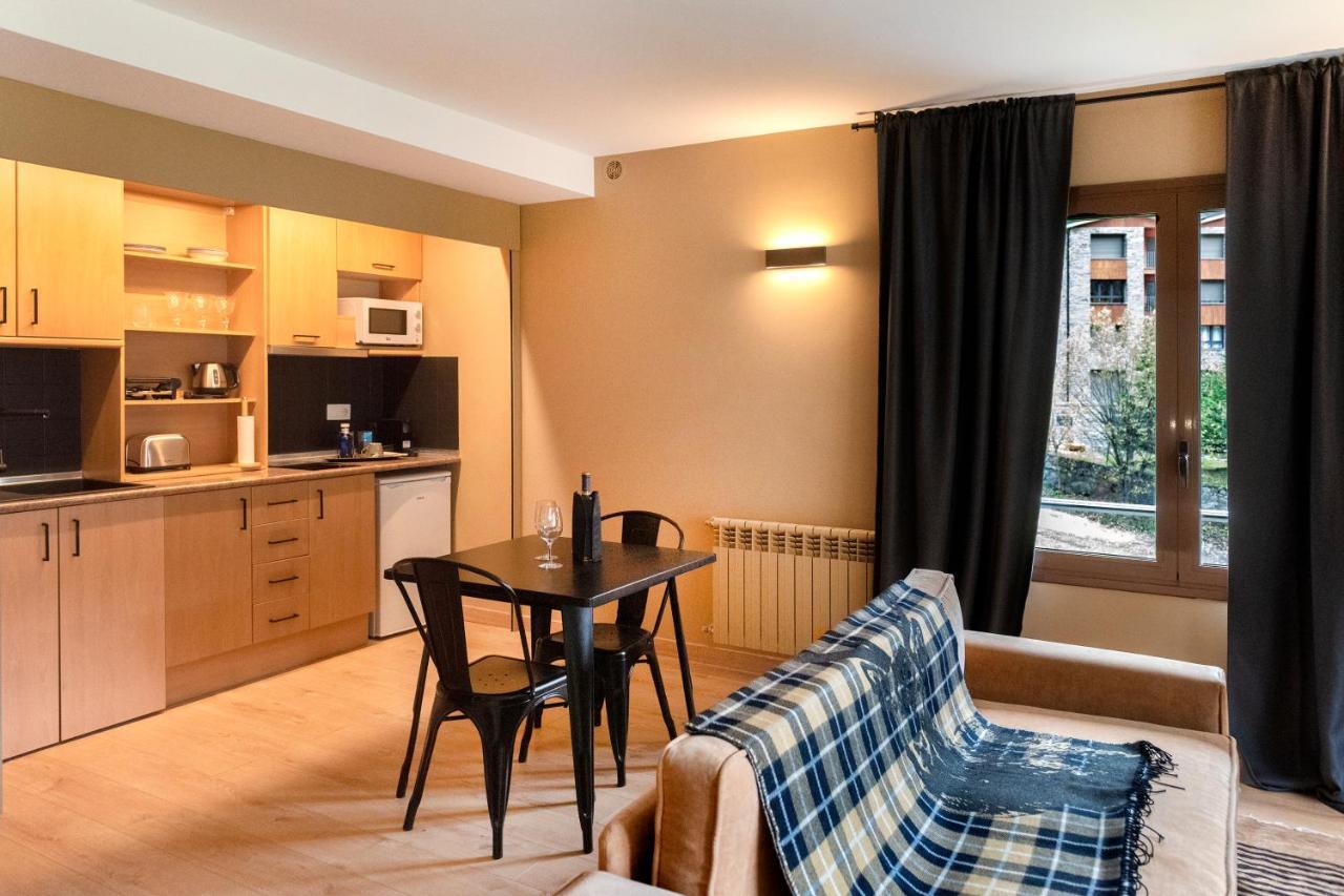 Apartaments Sant Bernat Canillo Exteriör bild