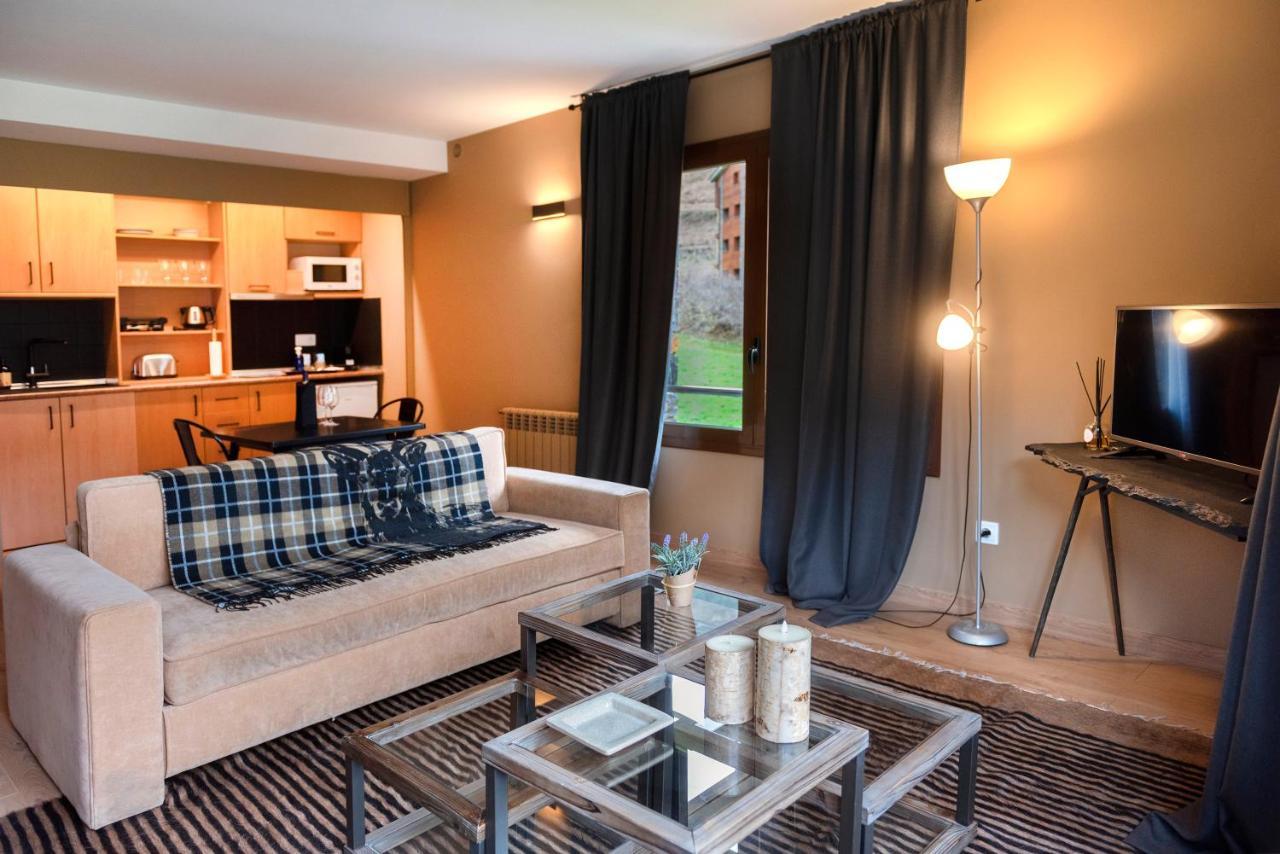 Apartaments Sant Bernat Canillo Exteriör bild