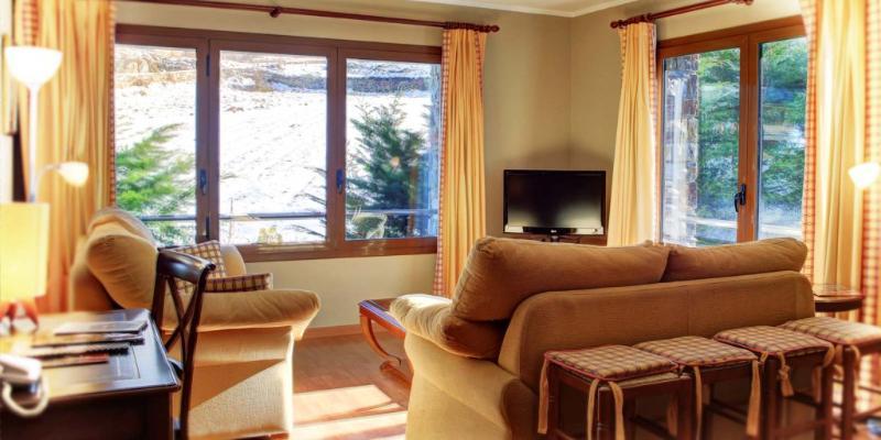 Apartaments Sant Bernat Canillo Exteriör bild